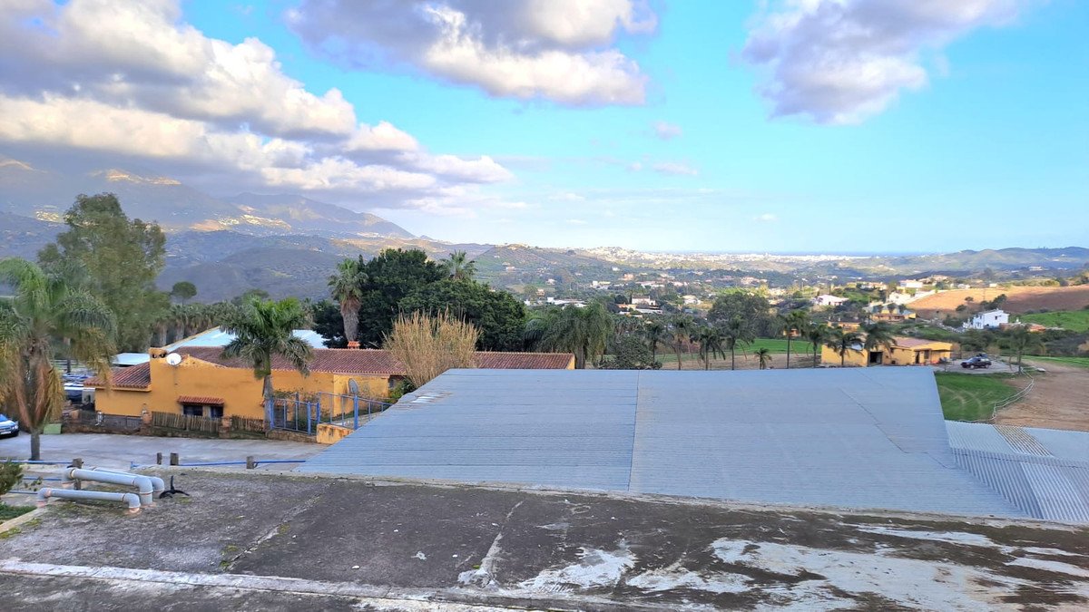 8 Bed Commercial in Campo Mijas