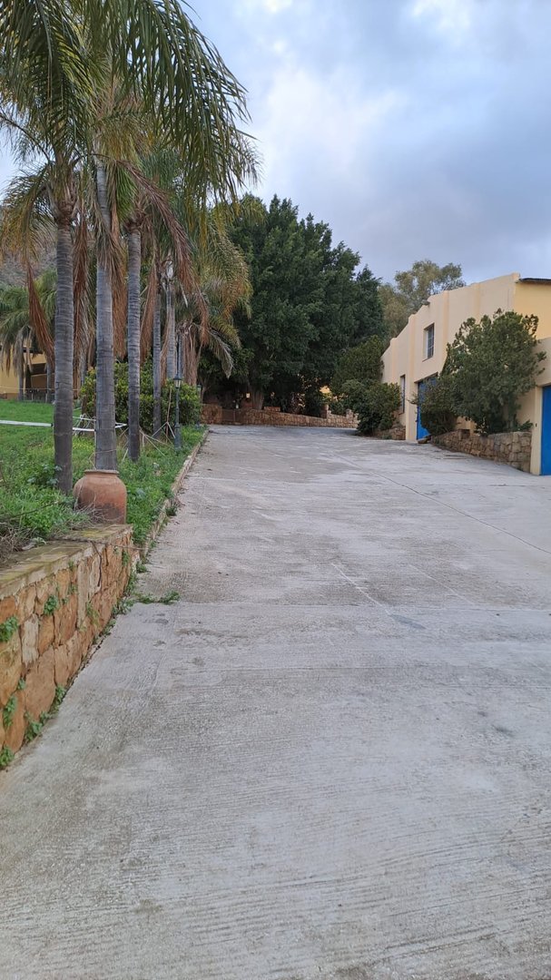 8 Bed Commercial in Campo Mijas