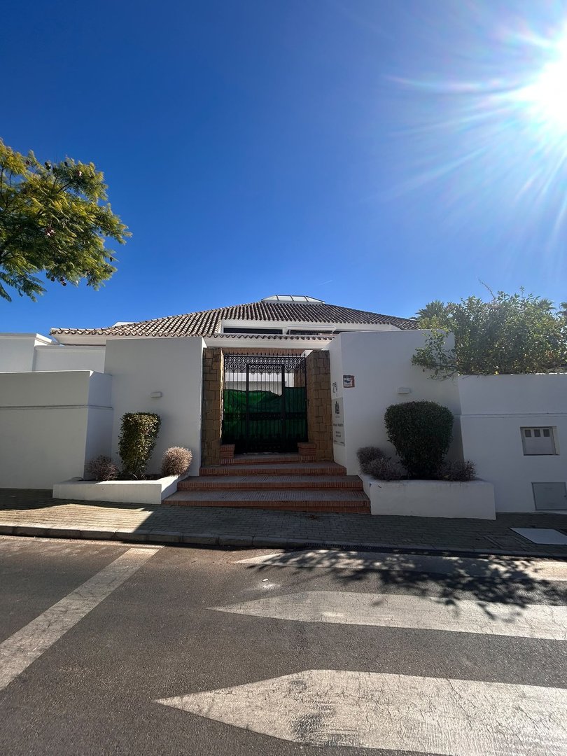 6 Bed Detached Villa in La Quinta
