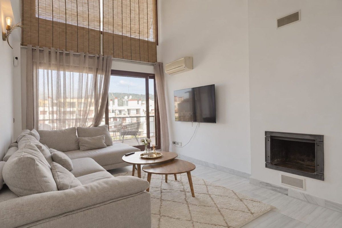 2 Bed Penthouse Duplex in Benahavís