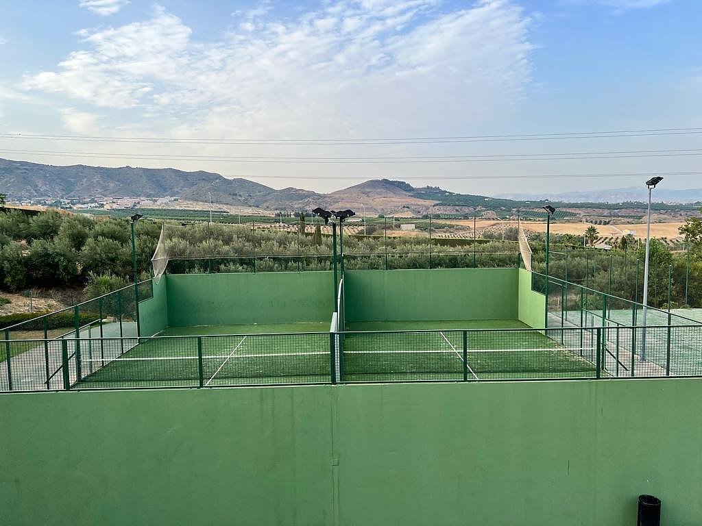 2 Bed Middle Floor Apartment in Alhaurín de la Torre
