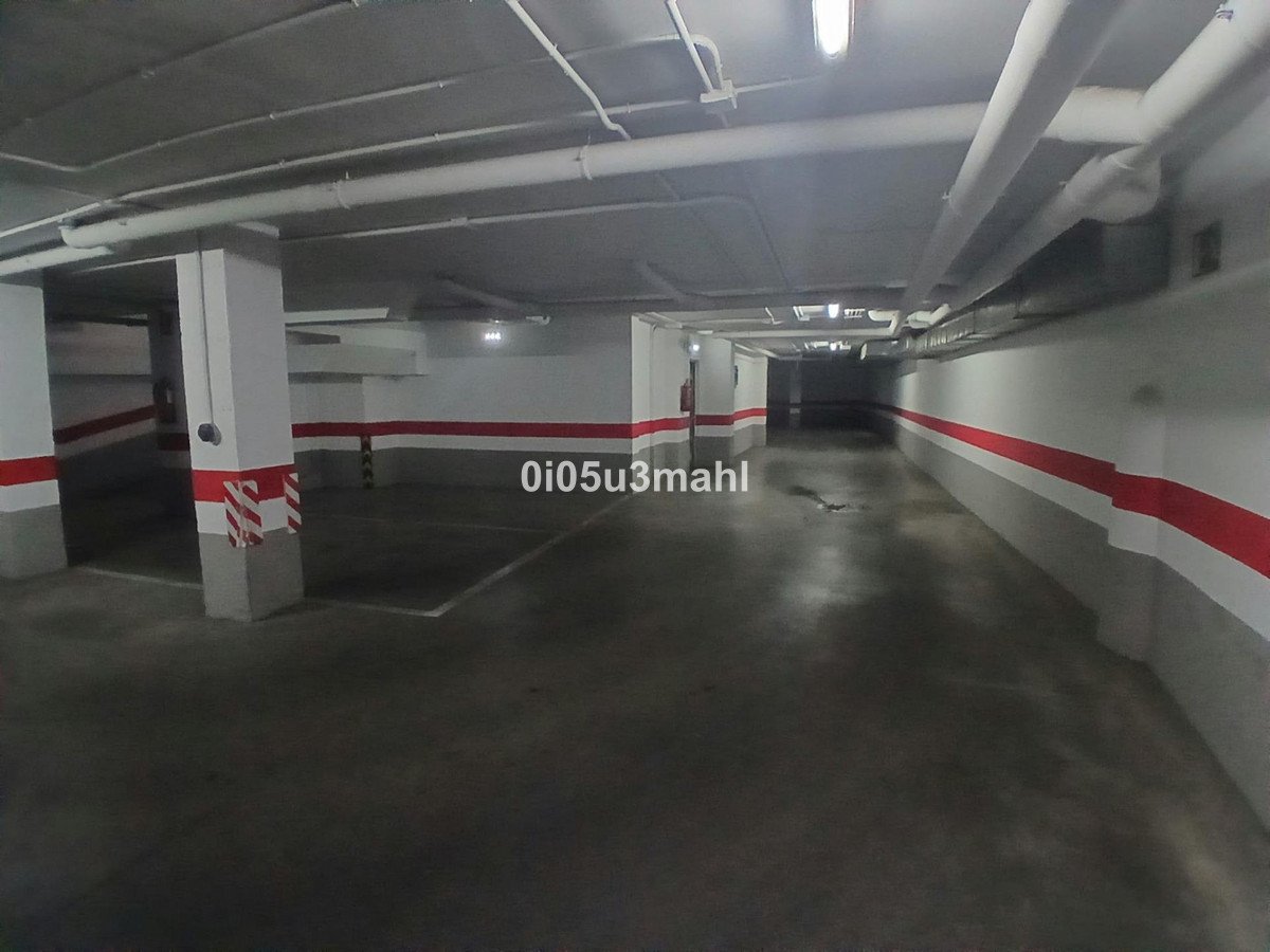 3 Bed Middle Floor Apartment in Centro Histórico