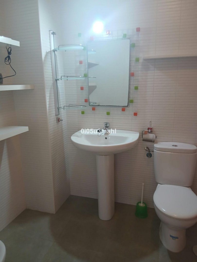 3 Bed Middle Floor Apartment in Centro Histórico