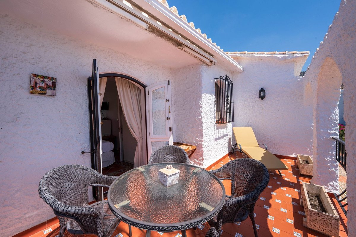 2 Bed Semi-Detached House in Nerja