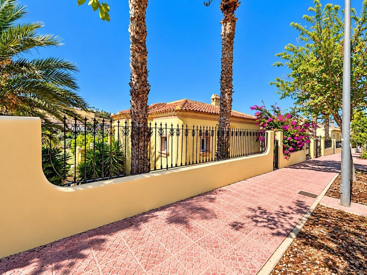 3 Bed Detached Villa in La Marquesa