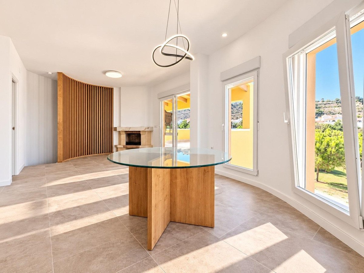 3 Bed Detached Villa in La Marquesa