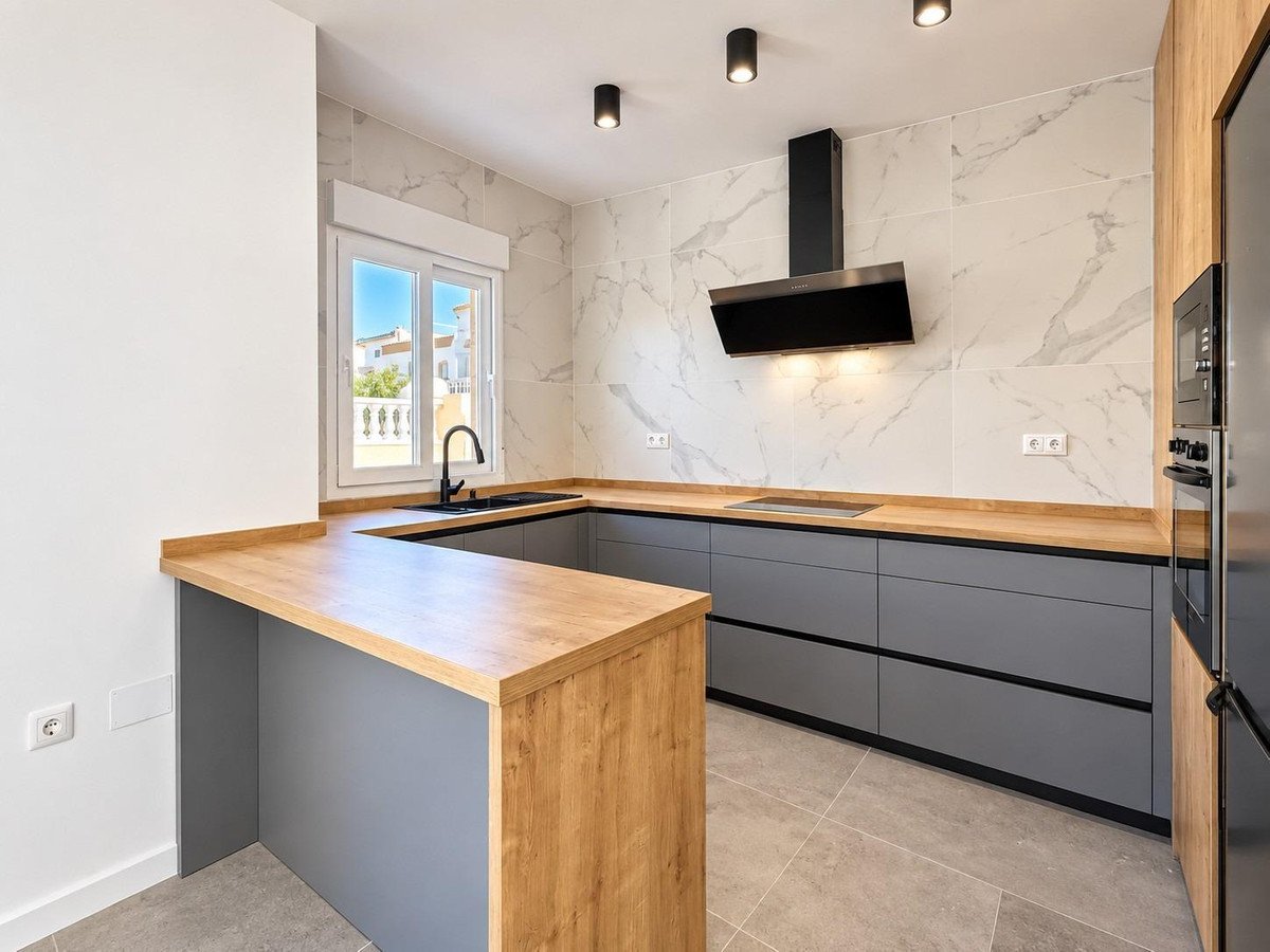 3 Bed Detached Villa in La Marquesa