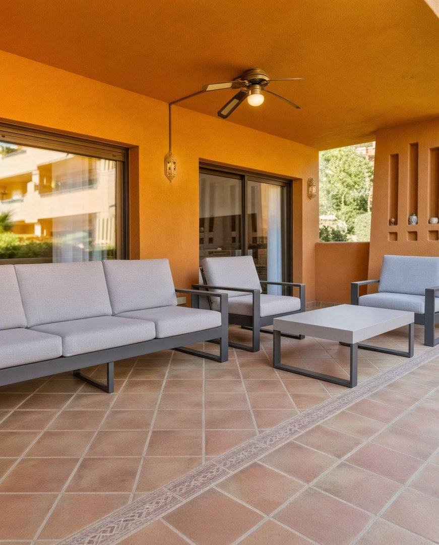 2 Bed Ground Floor Apartment in Estepona