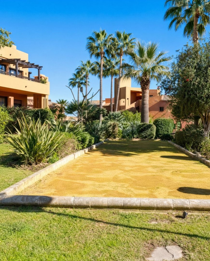2 Bed Ground Floor Apartment in Estepona
