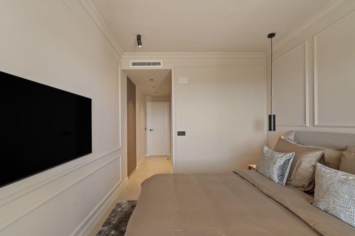 3 Bed Middle Floor Apartment in Benahavís