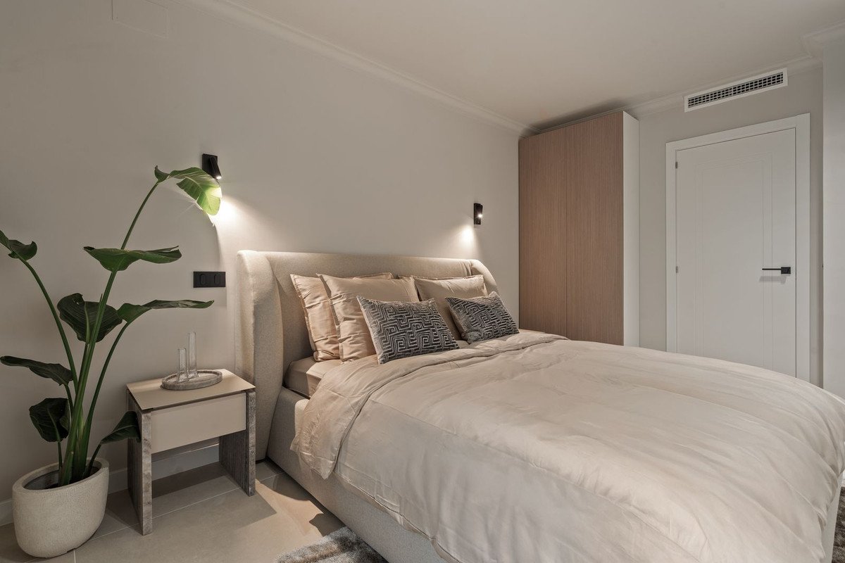 3 Bed Middle Floor Apartment in Benahavís