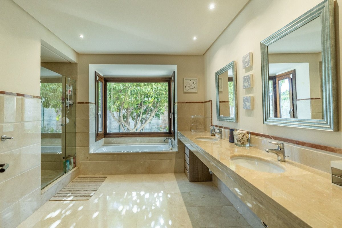 3 Bed Detached Villa in El Paraiso