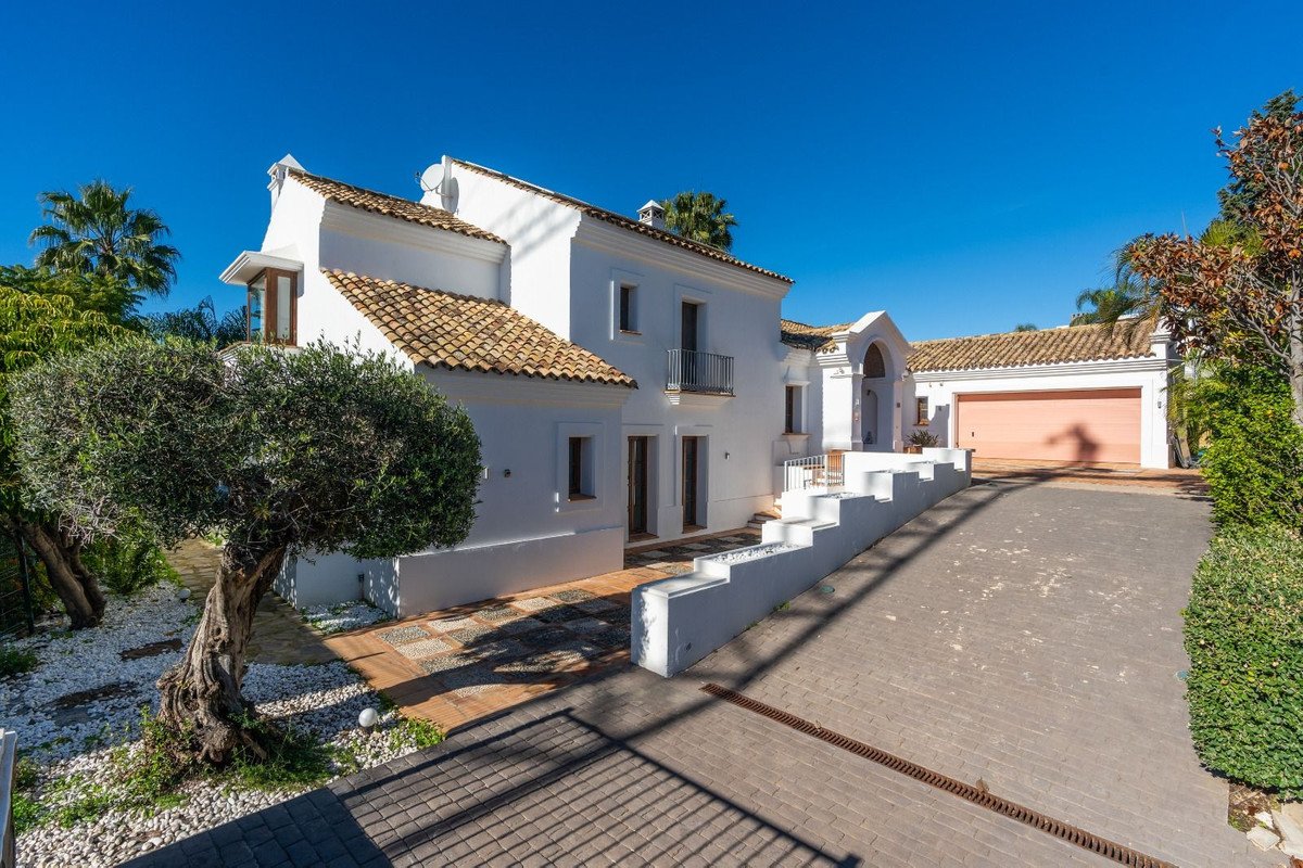 3 Bed Detached Villa in El Paraiso