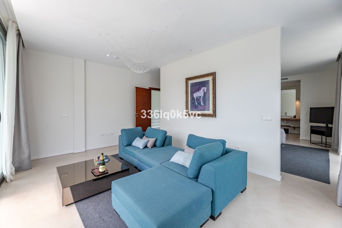 6 Bed Detached Villa in Benahavís