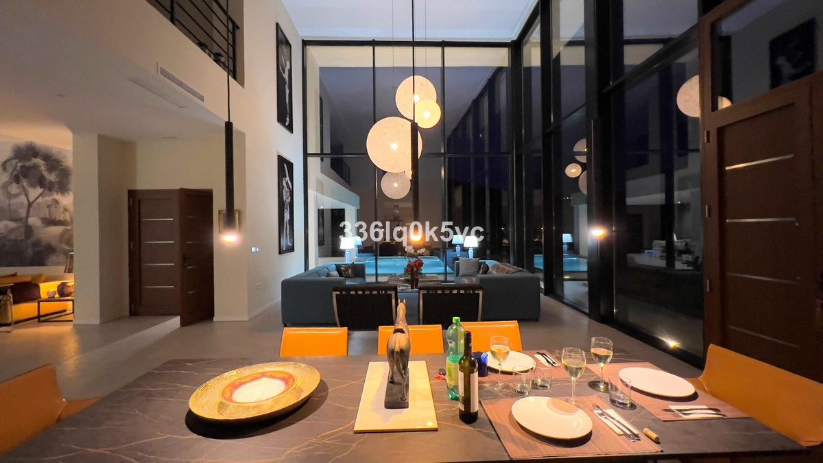 6 Bed Detached Villa in Benahavís