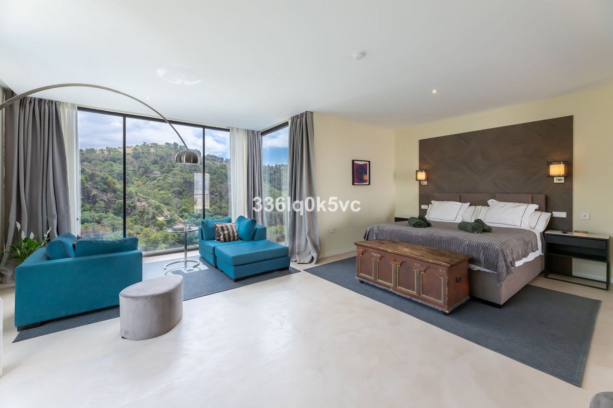 6 Bed Detached Villa in Benahavís