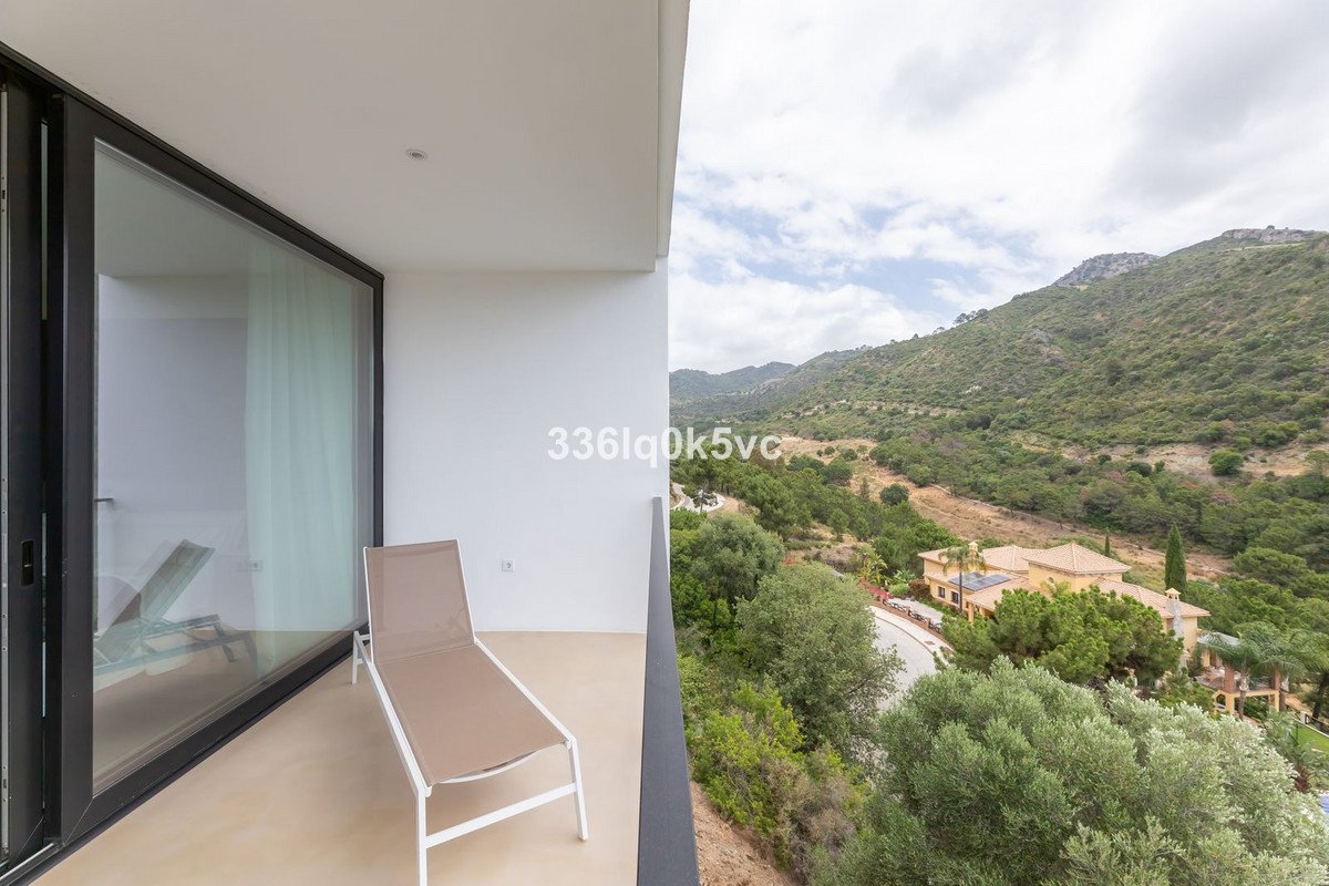 6 Bed Detached Villa in Benahavís