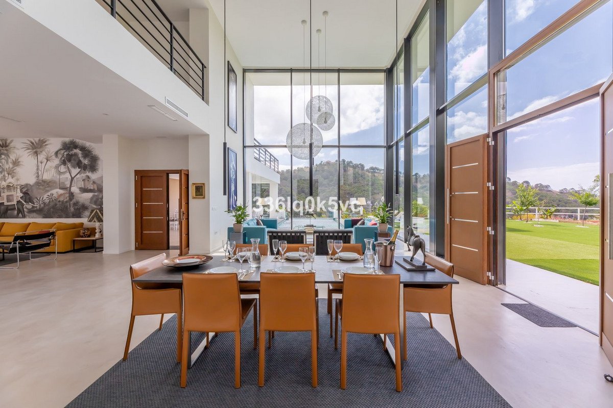 6 Bed Detached Villa in Benahavís