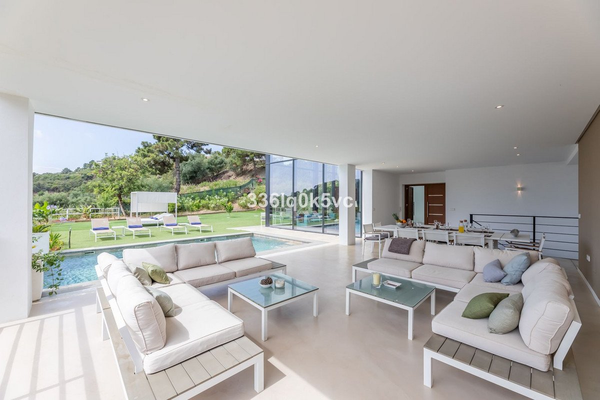 6 Bed Detached Villa in Benahavís