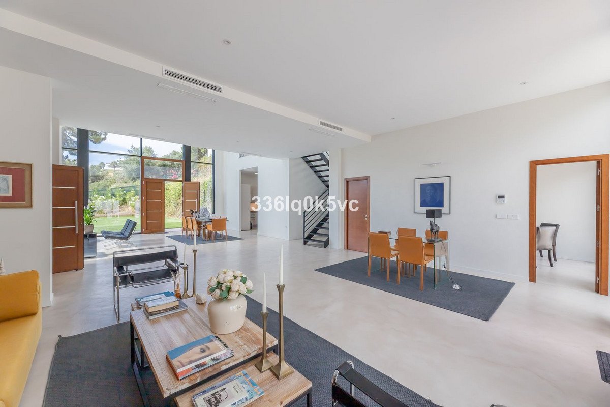 6 Bed Detached Villa in Benahavís
