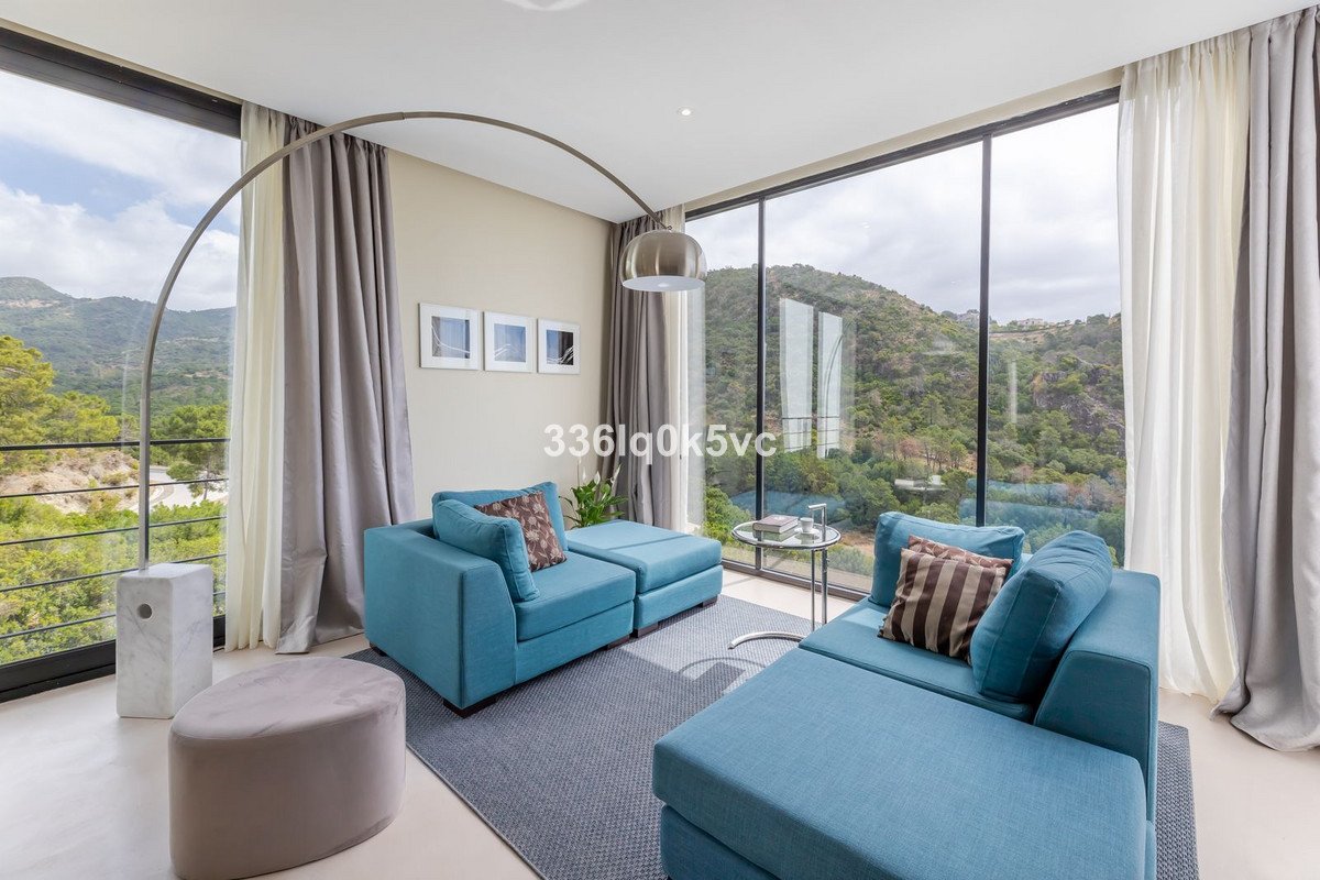 6 Bed Detached Villa in Benahavís