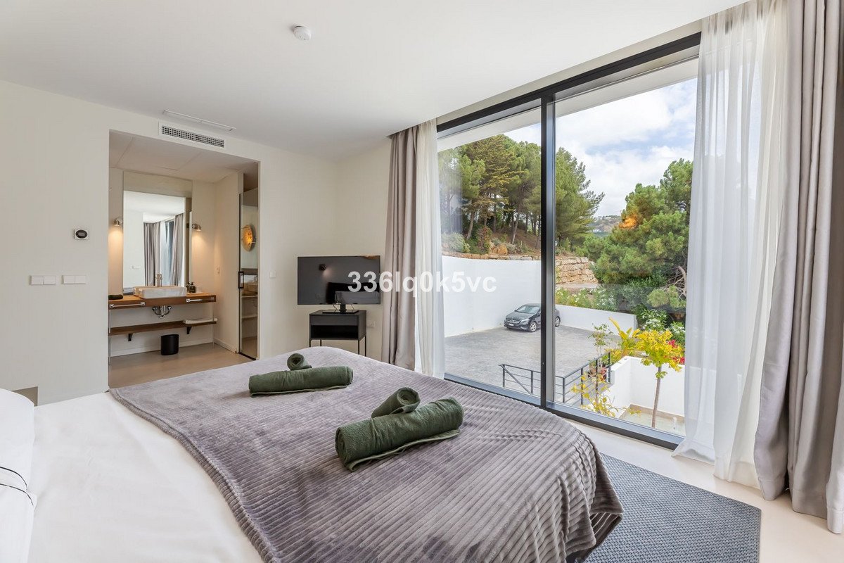 6 Bed Detached Villa in Benahavís