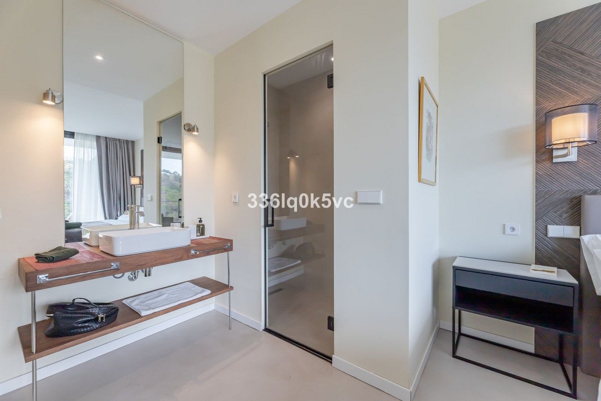 6 Bed Detached Villa in Benahavís
