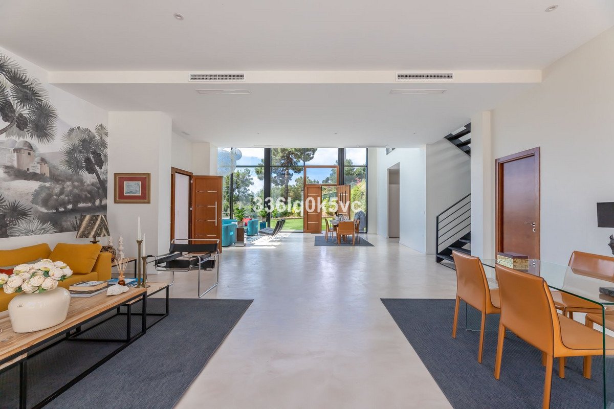 6 Bed Detached Villa in Benahavís