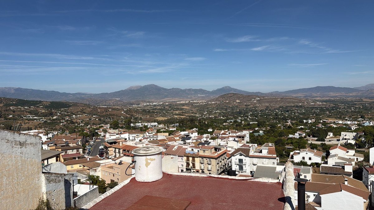 2 Bed Townhouse in Alhaurín el Grande