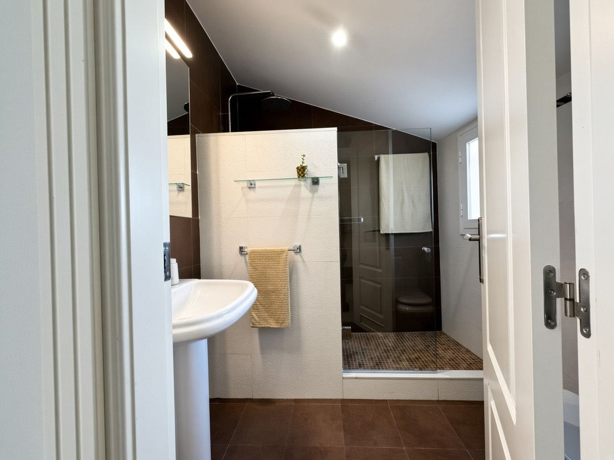 3 Bed Penthouse Duplex in Marbella