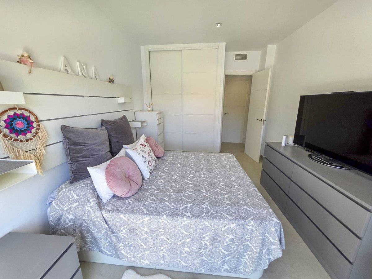 3 Bed Detached Villa in La Duquesa