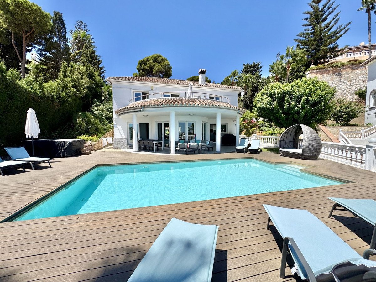 5 Bed Detached Villa in La Cala de Mijas