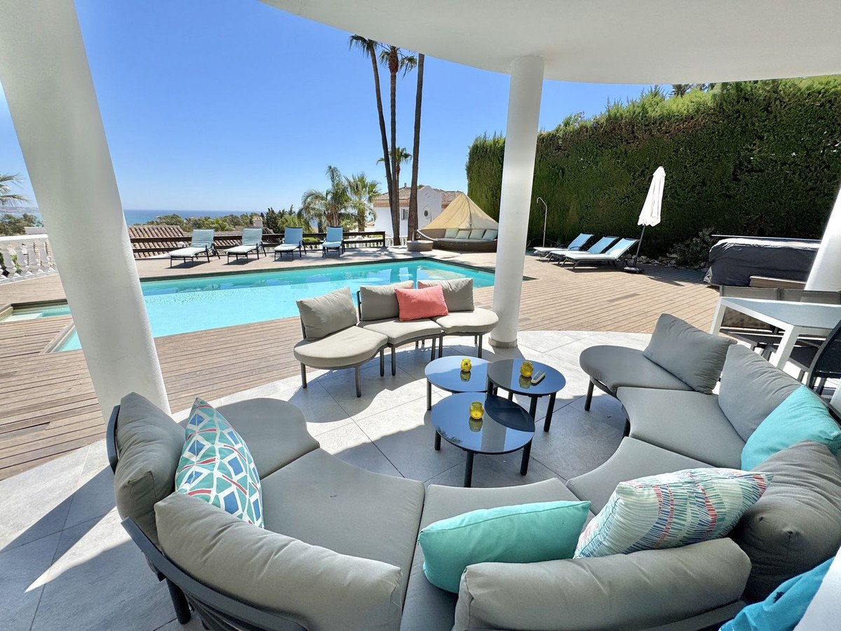 5 Bed Detached Villa in La Cala de Mijas