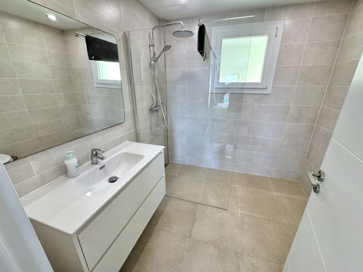 5 Bed Detached Villa in La Cala de Mijas