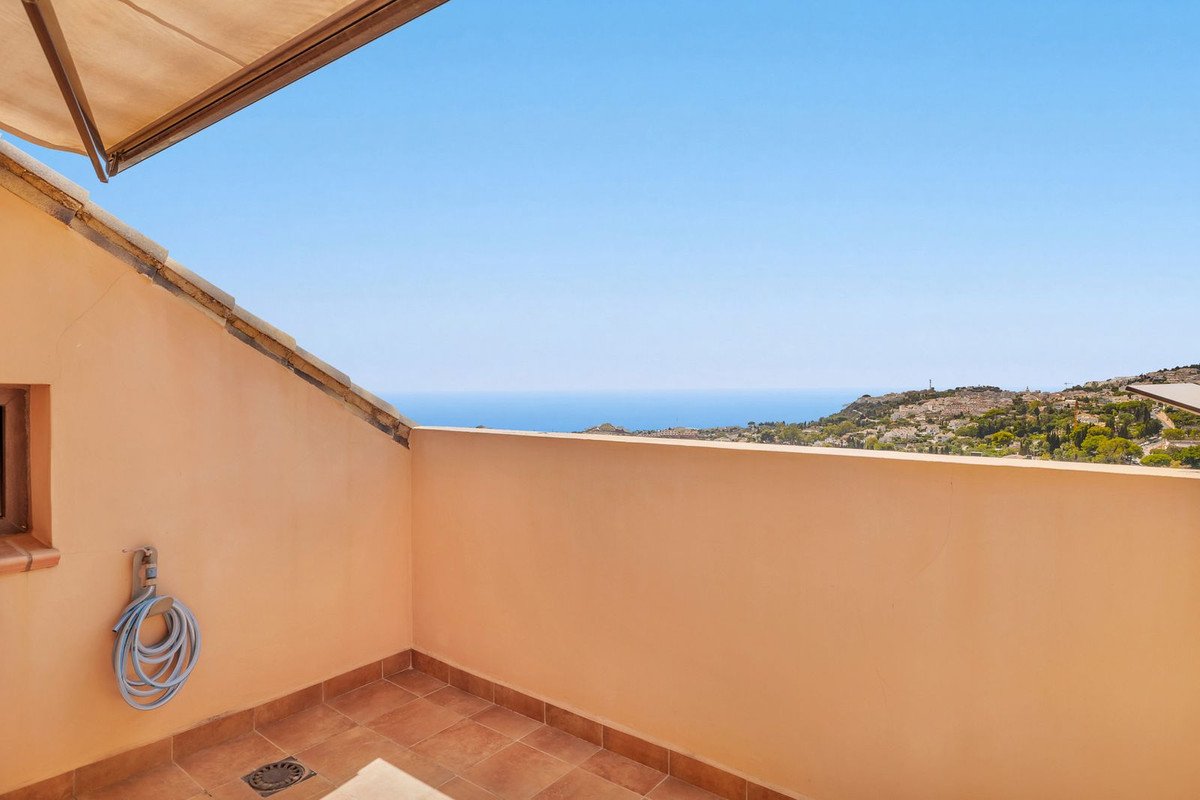 2 Bed Penthouse Duplex in Benalmadena