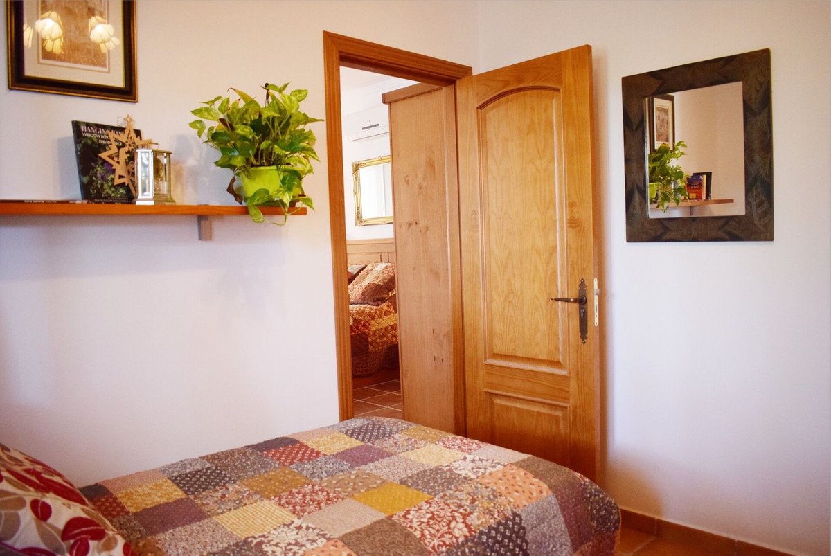 6 Bed Detached Villa in Cómpeta