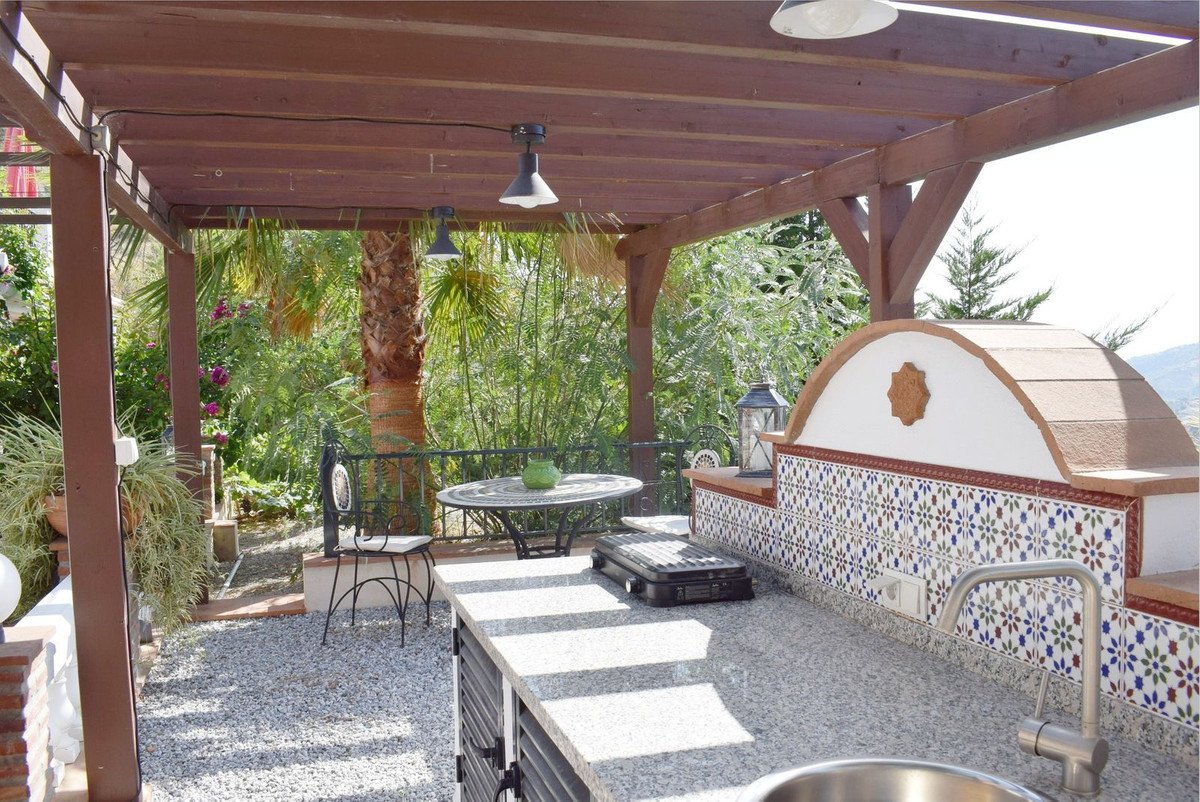 6 Bed Detached Villa in Cómpeta