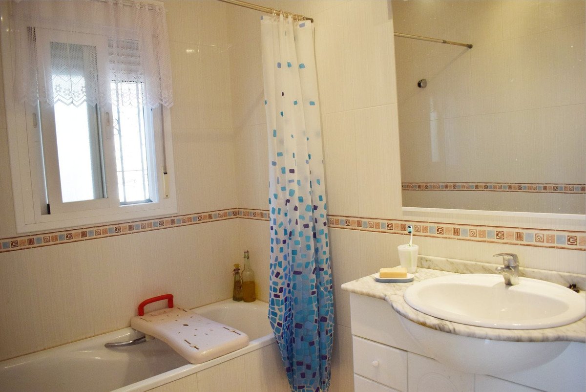 6 Bed Detached Villa in Cómpeta