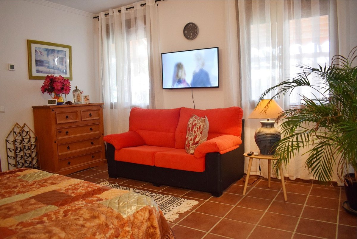 6 Bed Detached Villa in Cómpeta