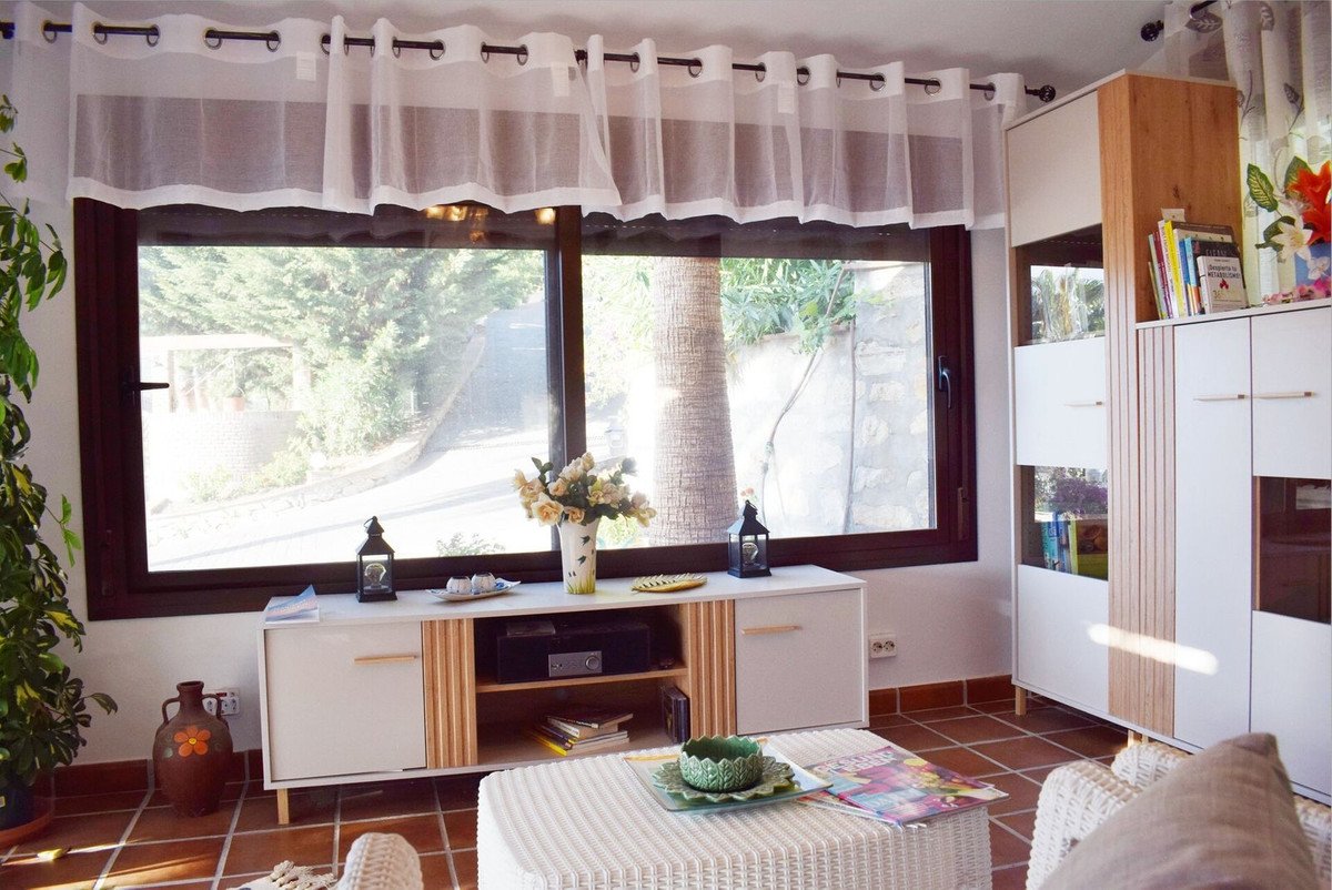 6 Bed Detached Villa in Cómpeta