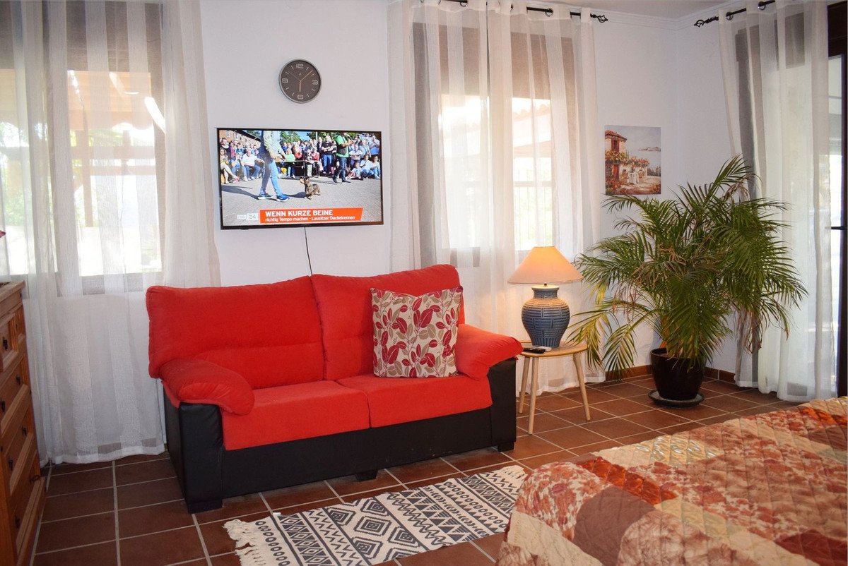 6 Bed Detached Villa in Cómpeta