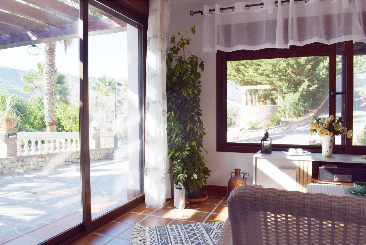 6 Bed Detached Villa in Cómpeta