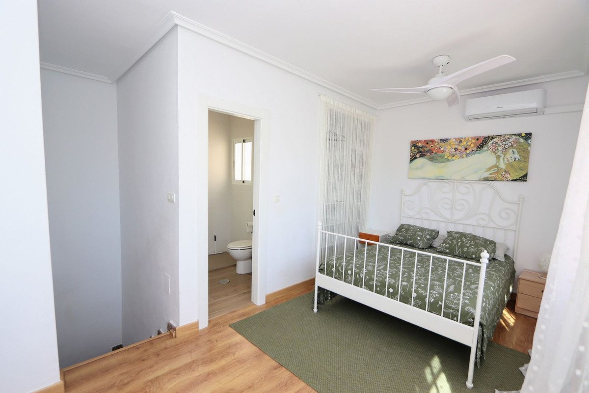 3 Bed Townhouse in Playa Flamenca