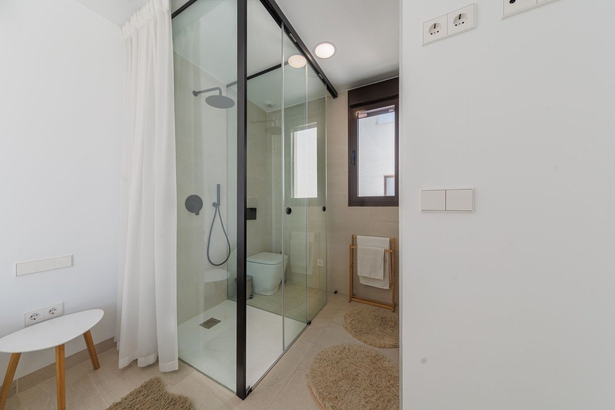 3 Bed Detached Villa in Santa Rosalia Lake and Life Resort