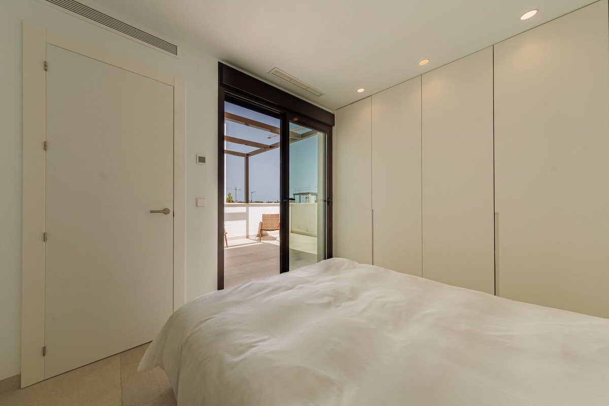 3 Bed Detached Villa in Santa Rosalia Lake and Life Resort