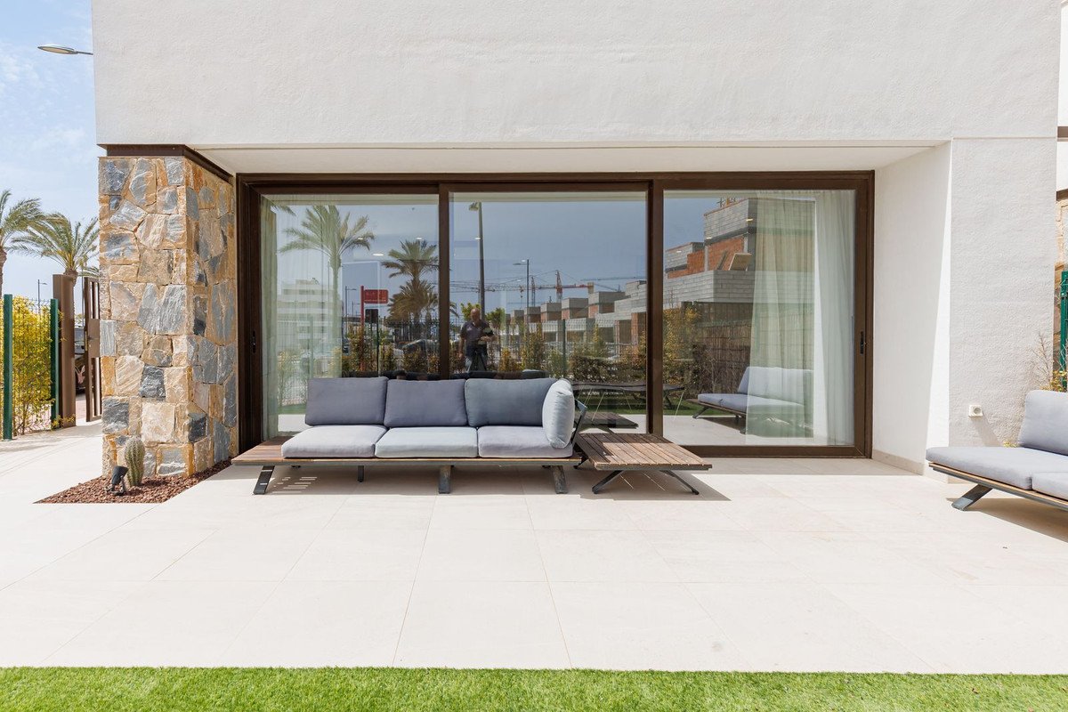 3 Bed Detached Villa in Santa Rosalia Lake and Life Resort