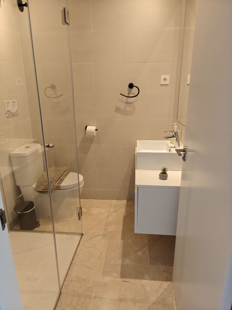 2 Bed Top Floor Apartment in Benahavís