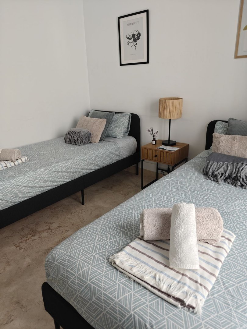 2 Bed Top Floor Apartment in Benahavís