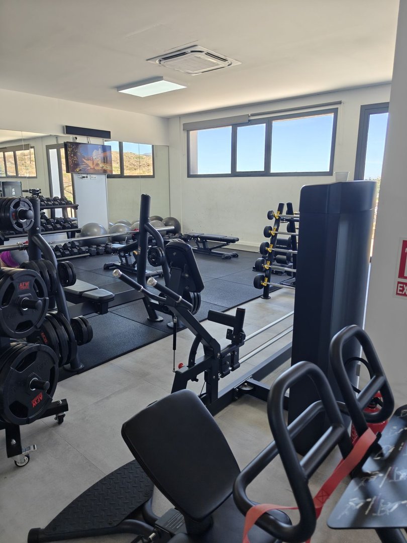 2 Bed Top Floor Apartment in Benahavís
