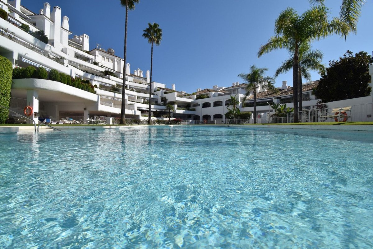 4 Bed Ground Floor Apartment in Río Real